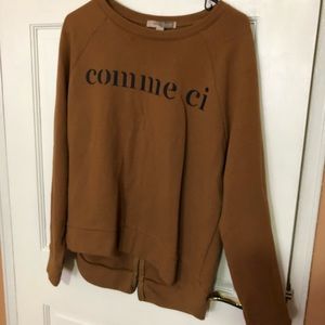 Sweatshirt